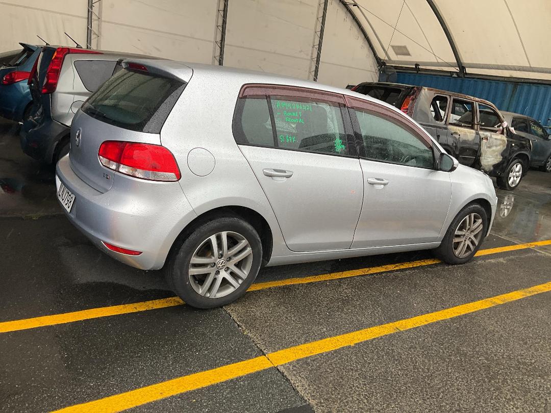 Photo '14' of Volkswagen Golf Photo '14' of Volkswagen Golf