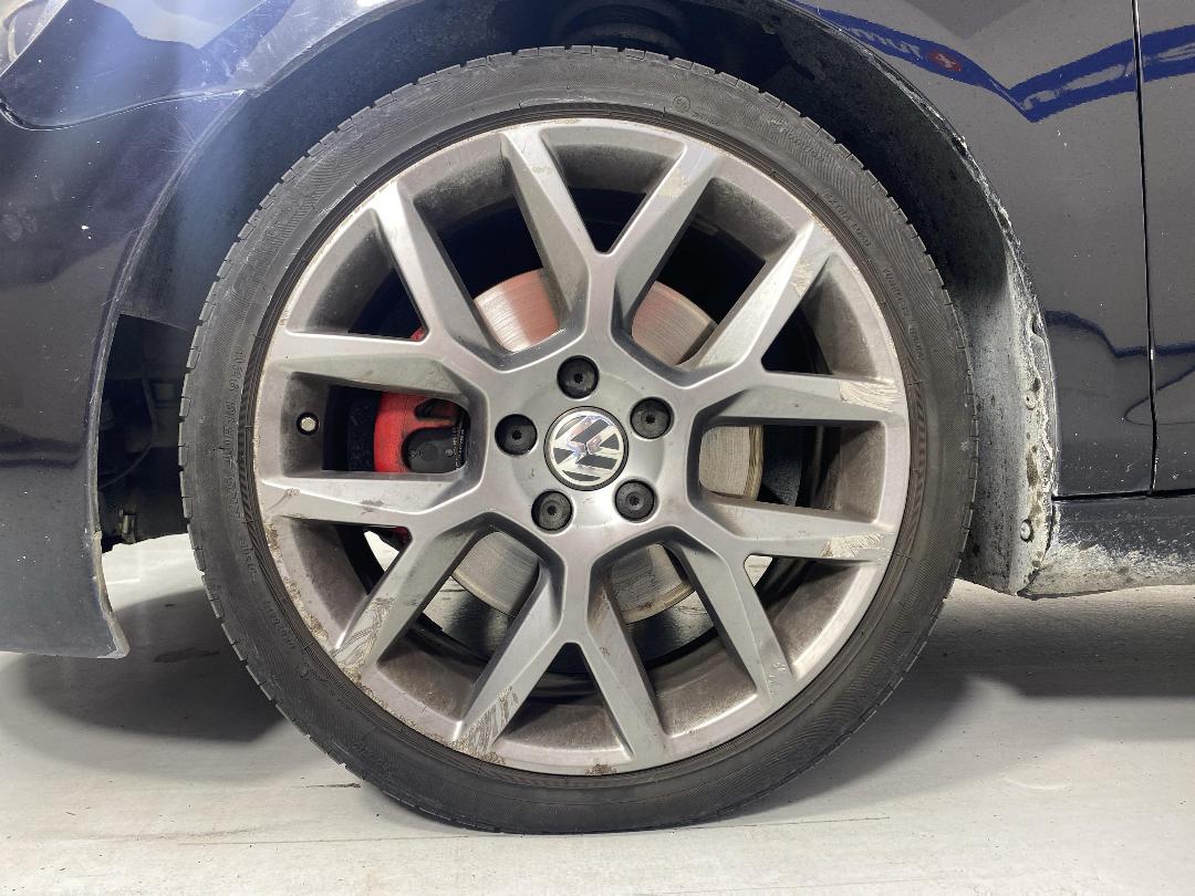 Photo '10' of Volkswagen Golf Photo '10' of Volkswagen Golf