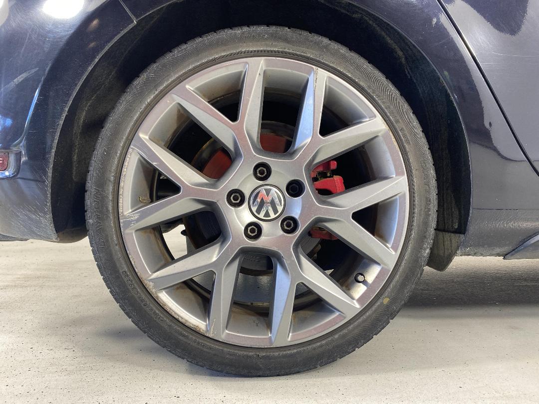 Photo '12' of Volkswagen Golf Photo '12' of Volkswagen Golf