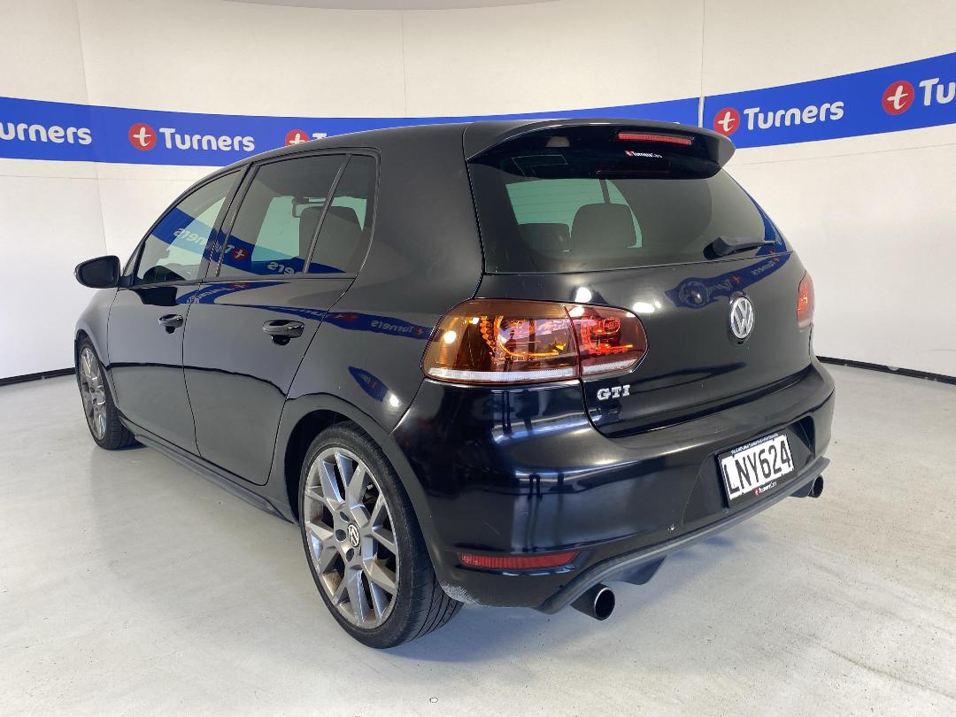 Photo '5' of Volkswagen Golf Photo '5' of Volkswagen Golf