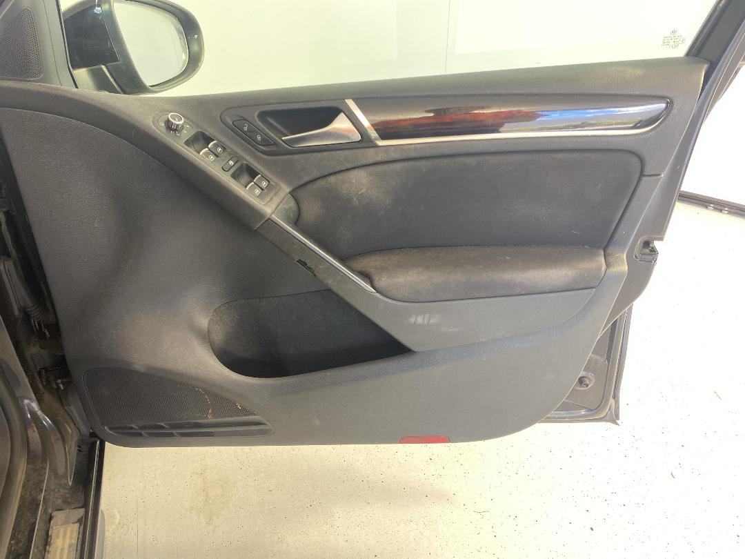 Photo '15' of Volkswagen Golf Photo '15' of Volkswagen Golf