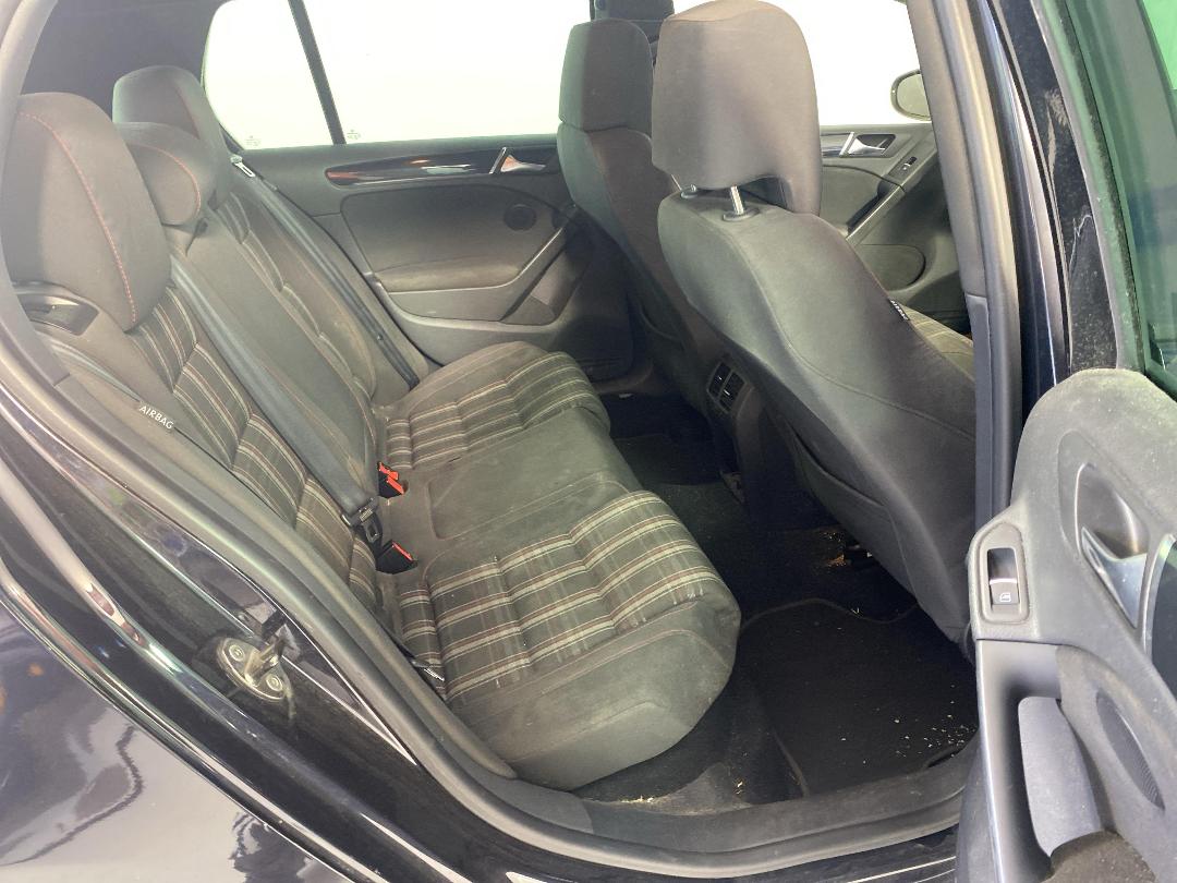 Photo '20' of Volkswagen Golf Photo '20' of Volkswagen Golf