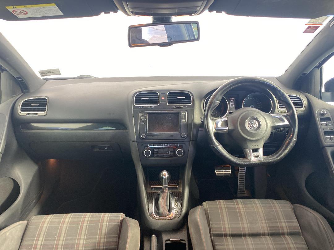 Photo '17' of Volkswagen Golf Photo '17' of Volkswagen Golf