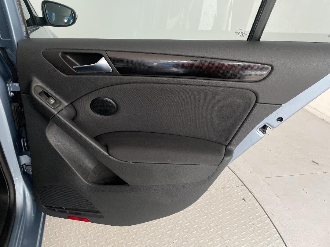 Photo '19' of Volkswagen Golf Photo '19' of Volkswagen Golf