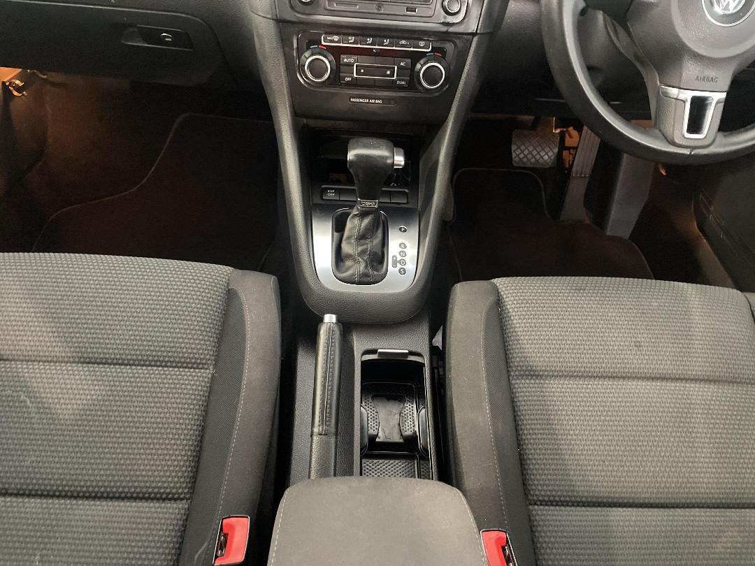 Photo '18' of Volkswagen Golf Photo '18' of Volkswagen Golf