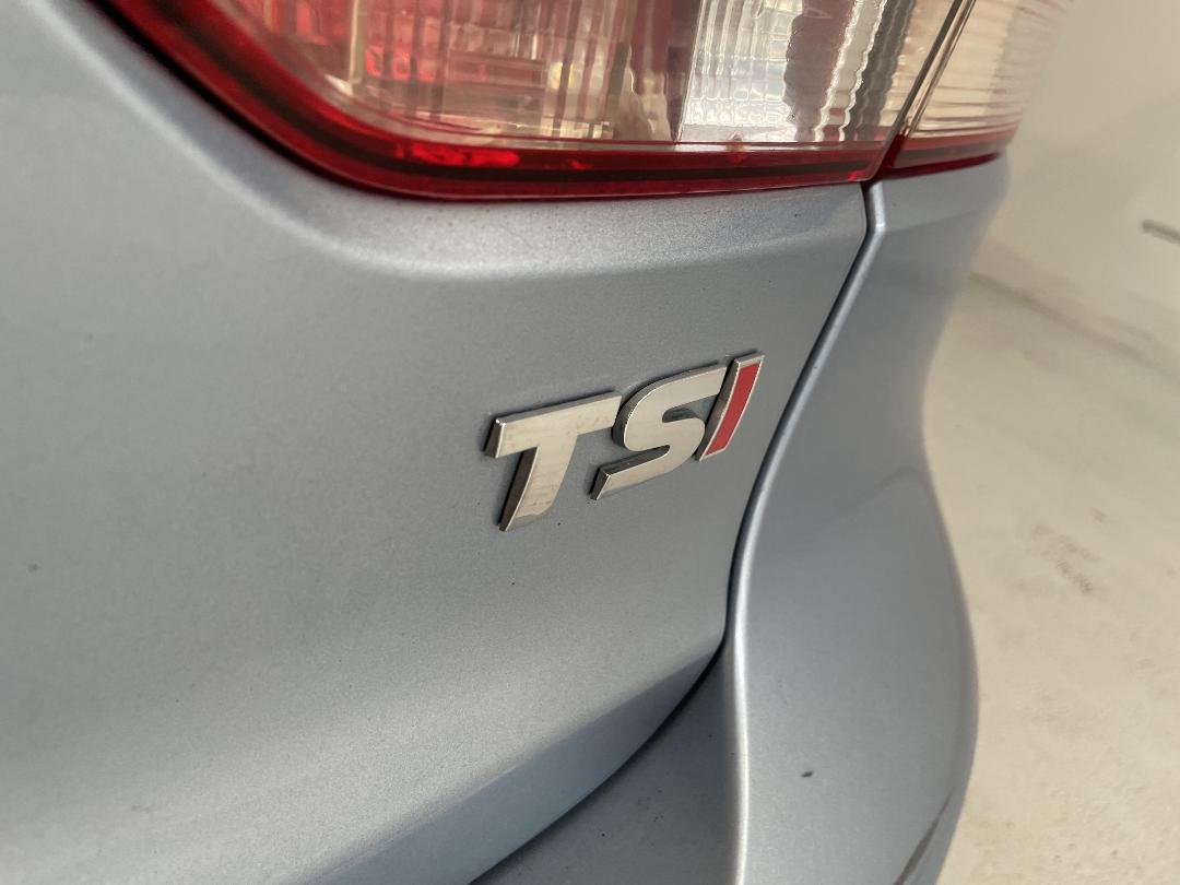 Photo '31' of Volkswagen Golf Photo '31' of Volkswagen Golf