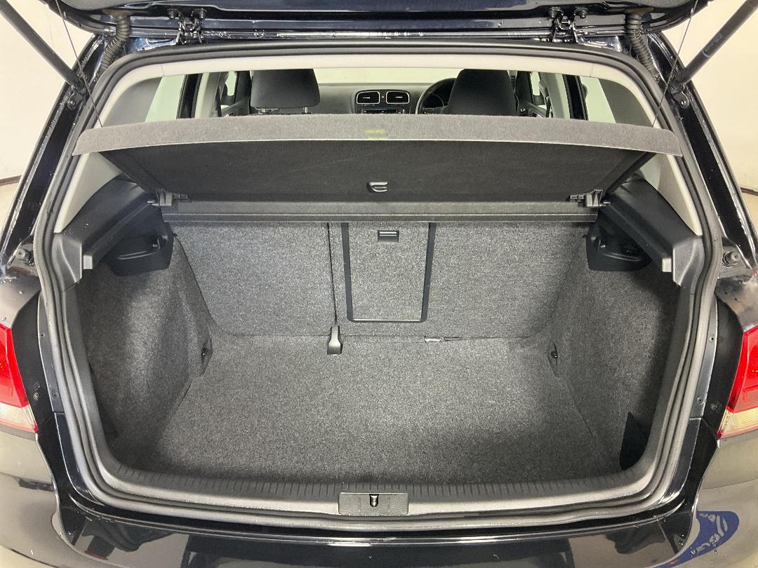 Photo '14' of Volkswagen Golf Photo '14' of Volkswagen Golf