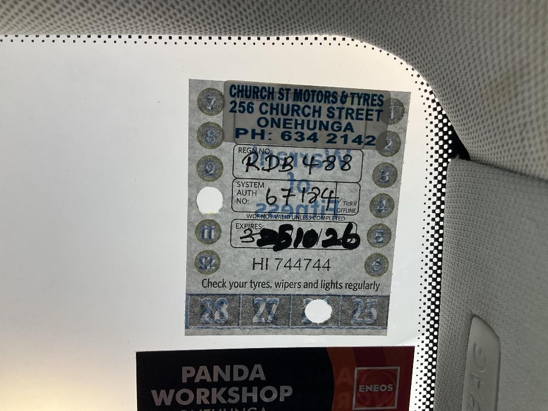 Photo '24' of Volkswagen Golf Photo '24' of Volkswagen Golf