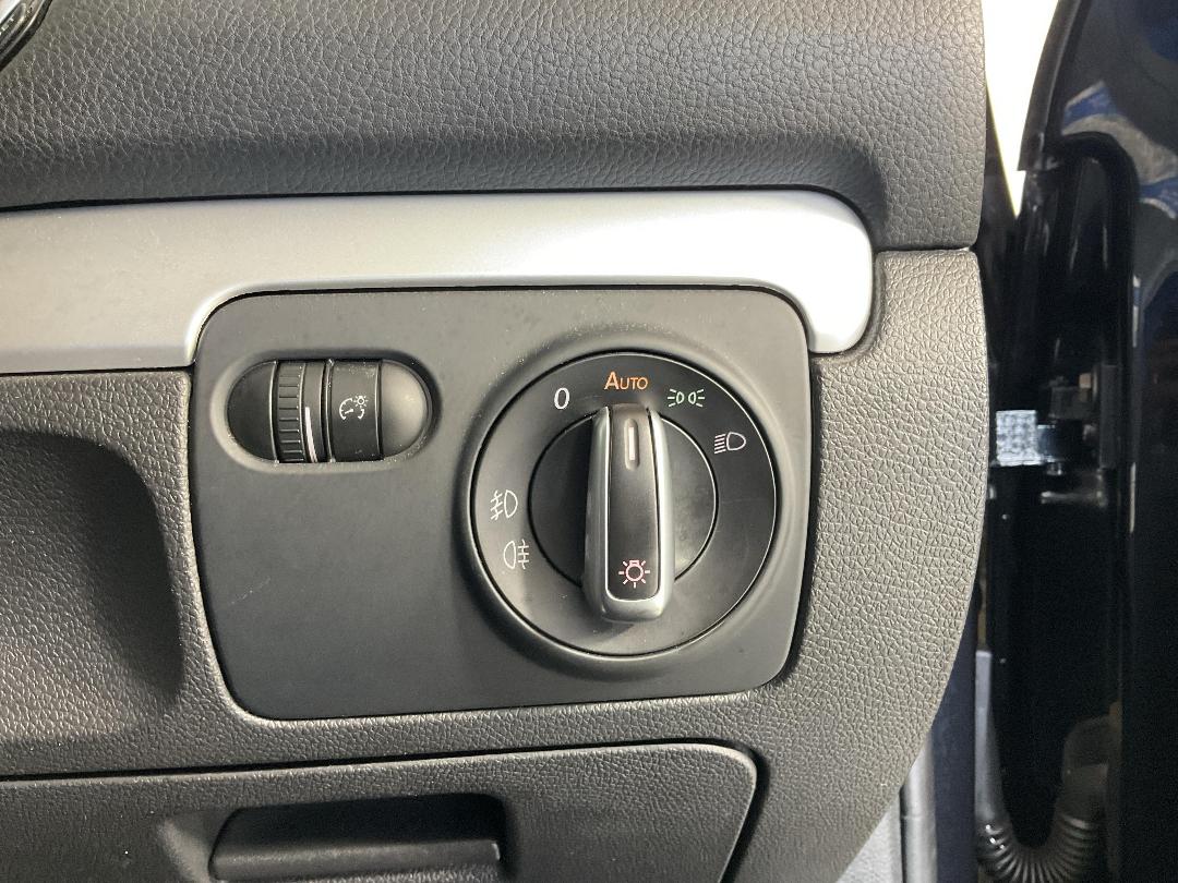 Photo '28' of Volkswagen Golf Photo '28' of Volkswagen Golf