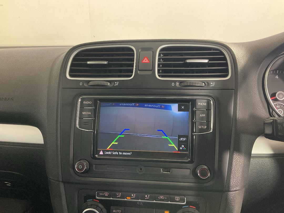 Photo '30' of Volkswagen Golf Photo '30' of Volkswagen Golf