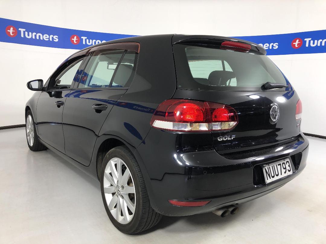 Photo '5' of Volkswagen Golf