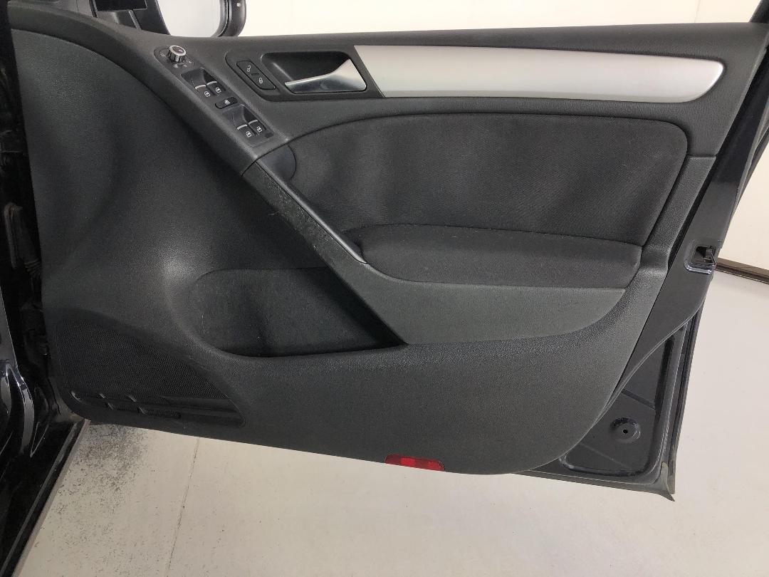 Photo '15' of Volkswagen Golf