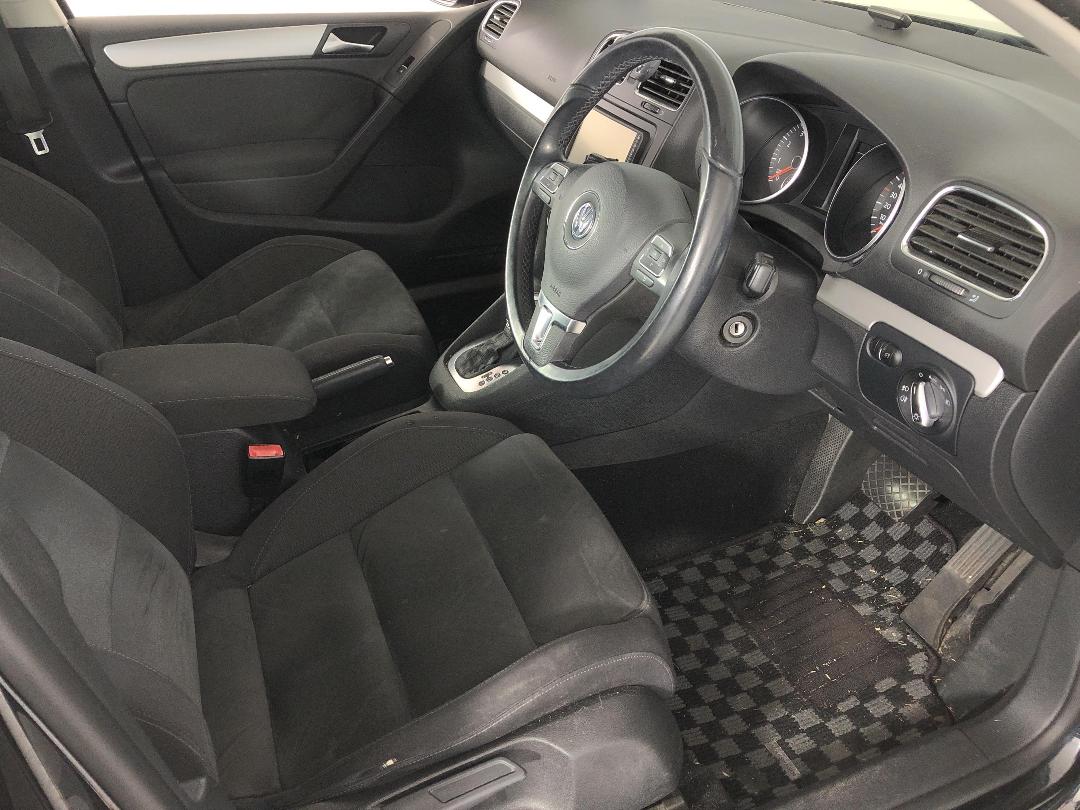 Photo '16' of Volkswagen Golf