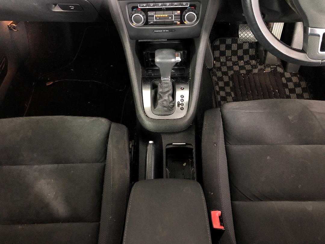 Photo '18' of Volkswagen Golf