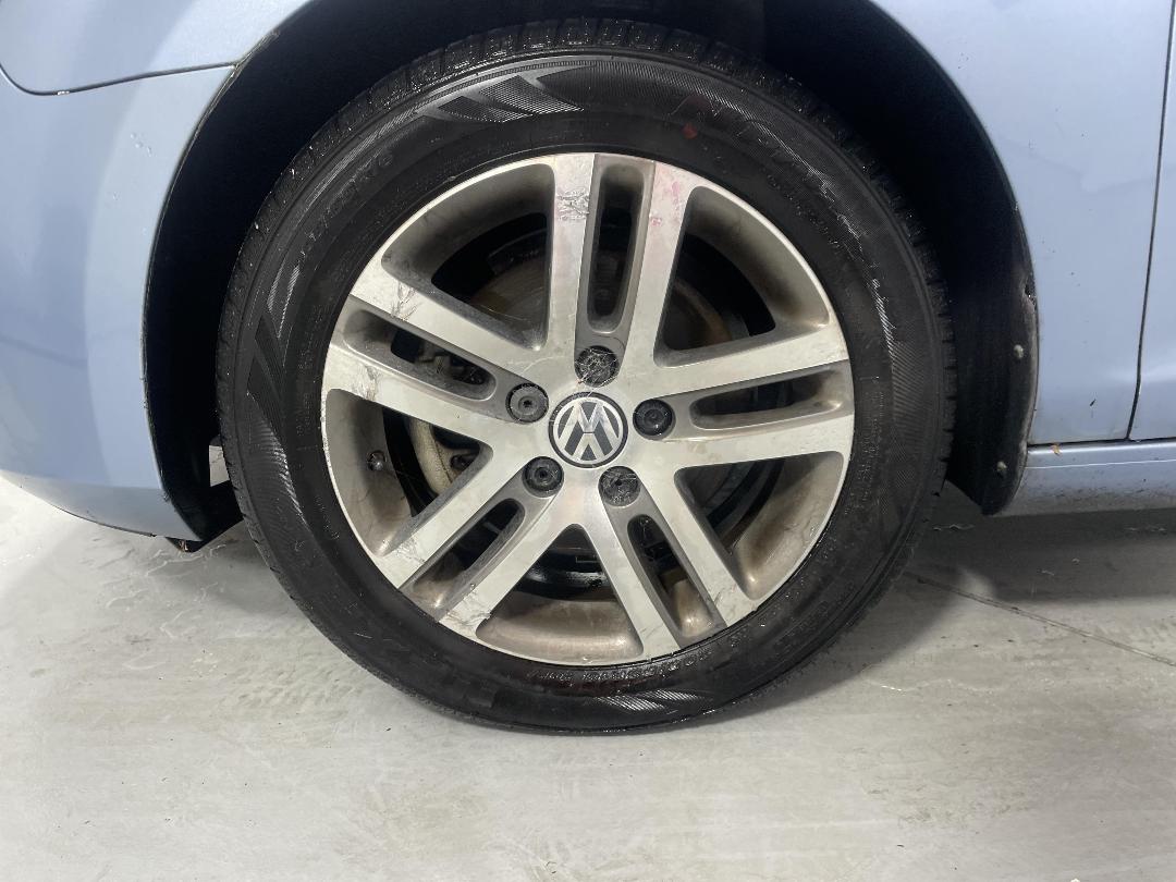 Photo '10' of Volkswagen Golf