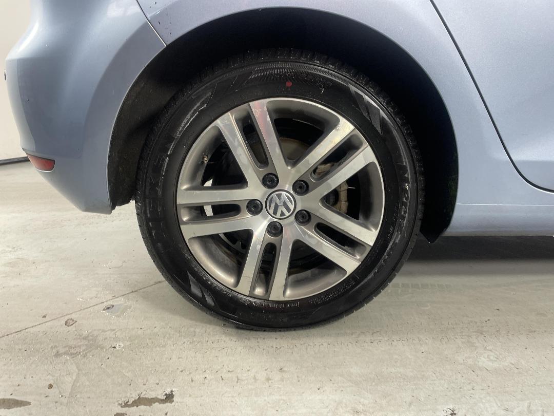 Photo '12' of Volkswagen Golf