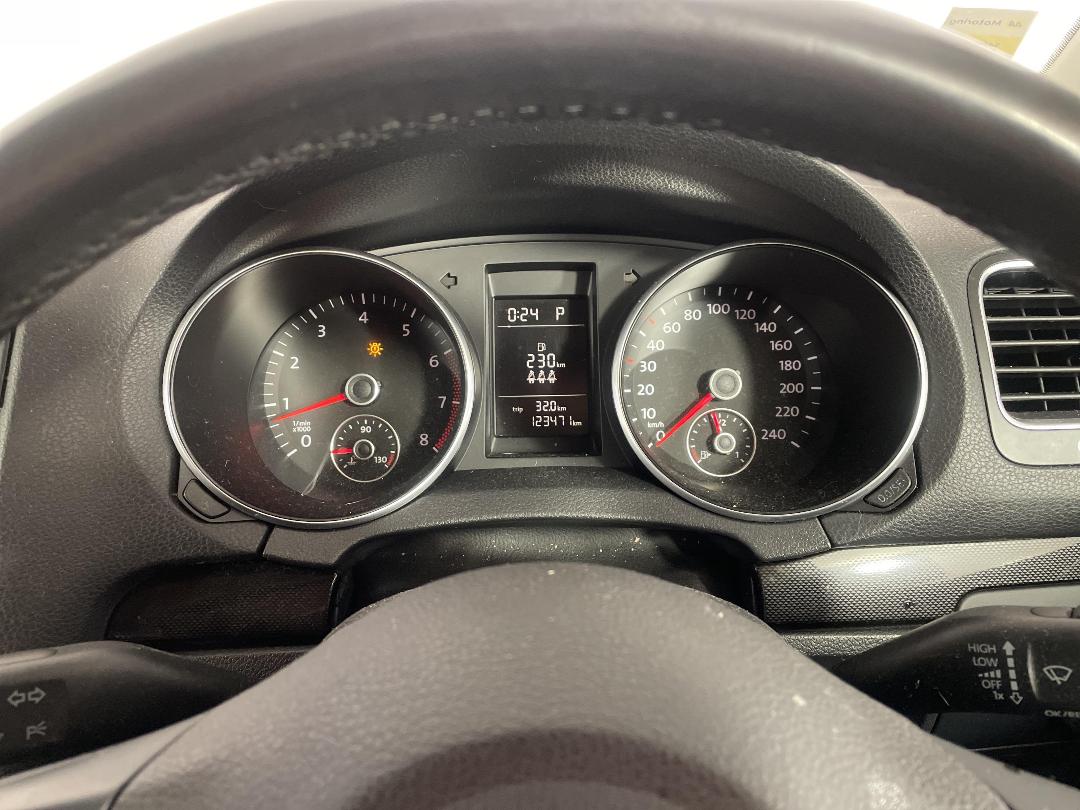 Photo '21' of Volkswagen Golf