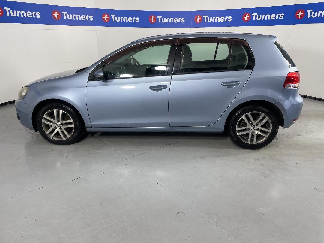 Photo '24' of Volkswagen Golf