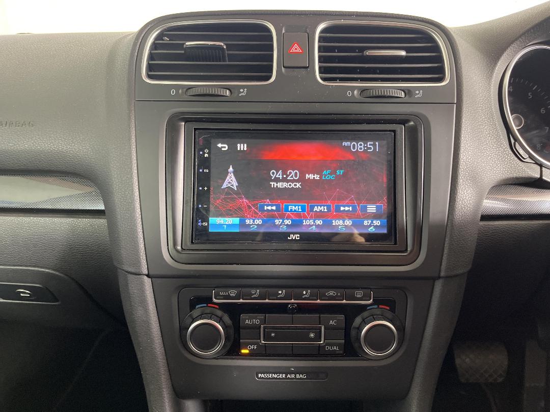 Photo '16' of Volkswagen Golf 1.4