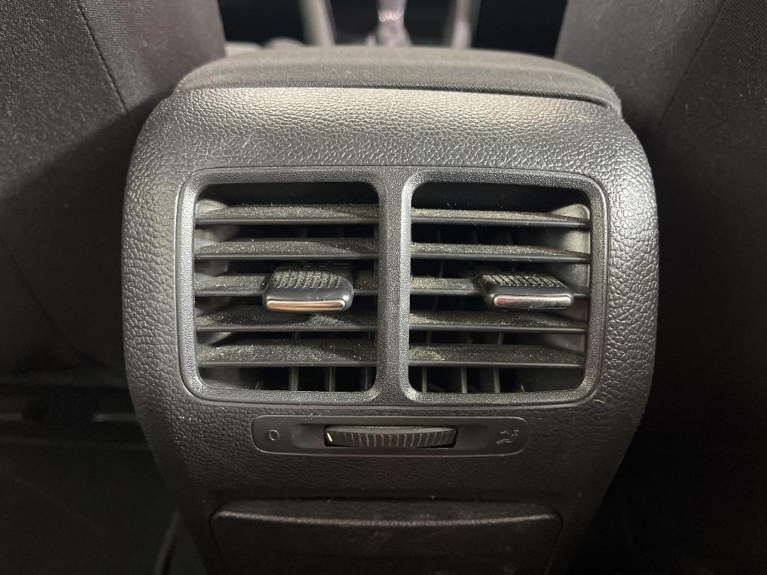 Photo '22' of Volkswagen Golf 1.4