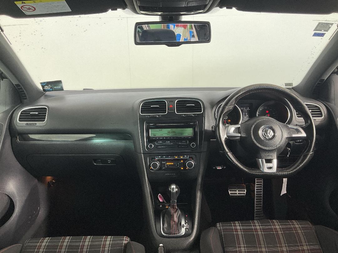 Photo '17' of Volkswagen Golf Photo '17' of Volkswagen Golf