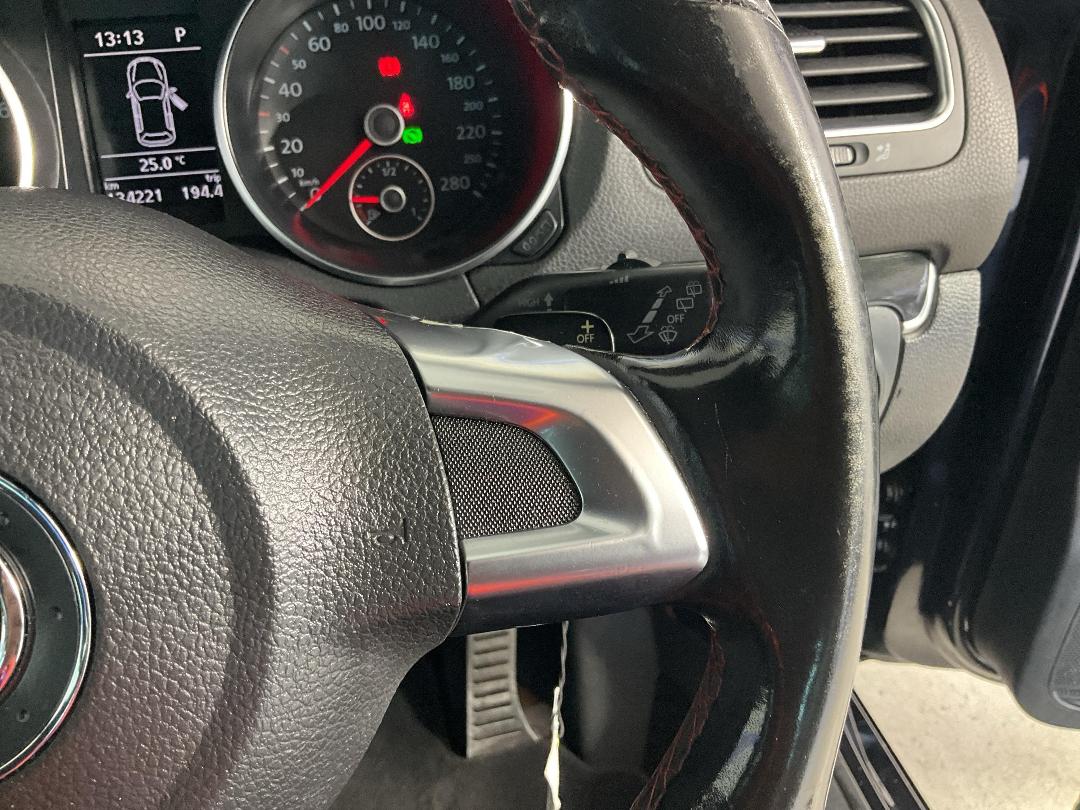 Photo '27' of Volkswagen Golf Photo '27' of Volkswagen Golf