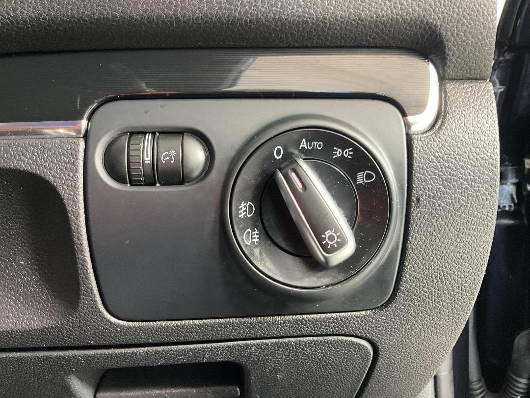 Photo '29' of Volkswagen Golf Photo '29' of Volkswagen Golf