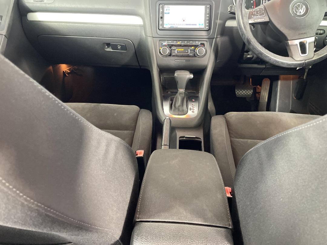 Photo '18' of Volkswagen Golf Photo '18' of Volkswagen Golf