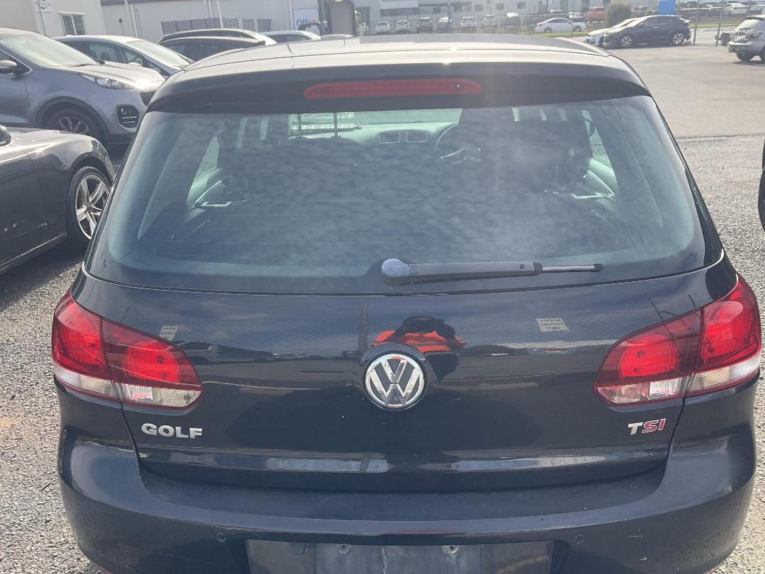 Photo '5' of Volkswagen Golf Photo '5' of Volkswagen Golf