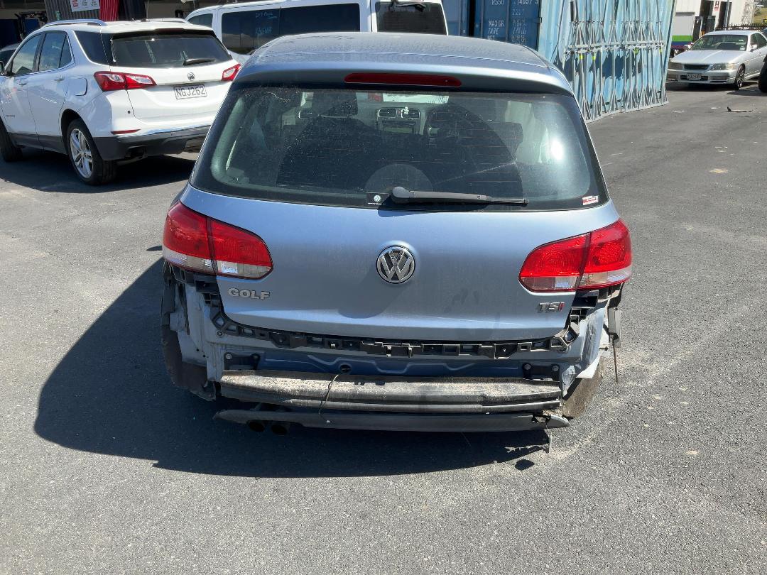 Photo '6' of Volkswagen Golf TSI Photo '6' of Volkswagen Golf TSI