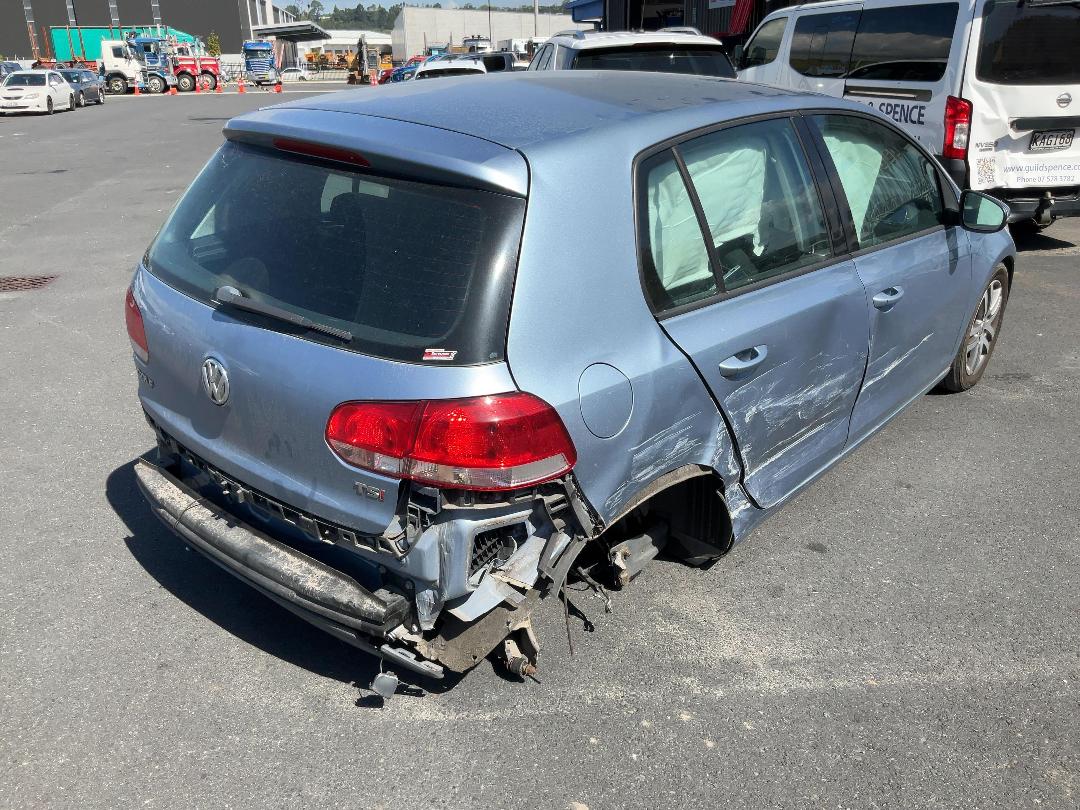 Photo '7' of Volkswagen Golf TSI Photo '7' of Volkswagen Golf TSI