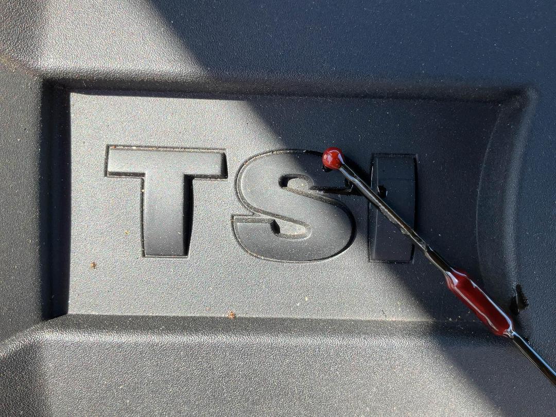 Photo '20' of Volkswagen Golf TSI Photo '20' of Volkswagen Golf TSI