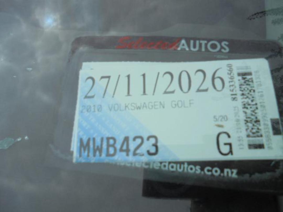 Photo '10' of Volkswagen Golf