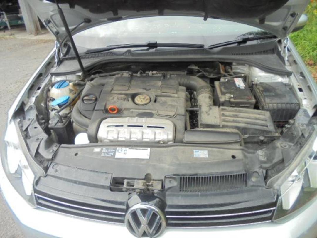 Photo '16' of Volkswagen Golf