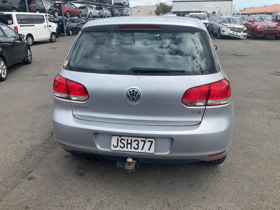 Photo '5' of Volkswagen Golf