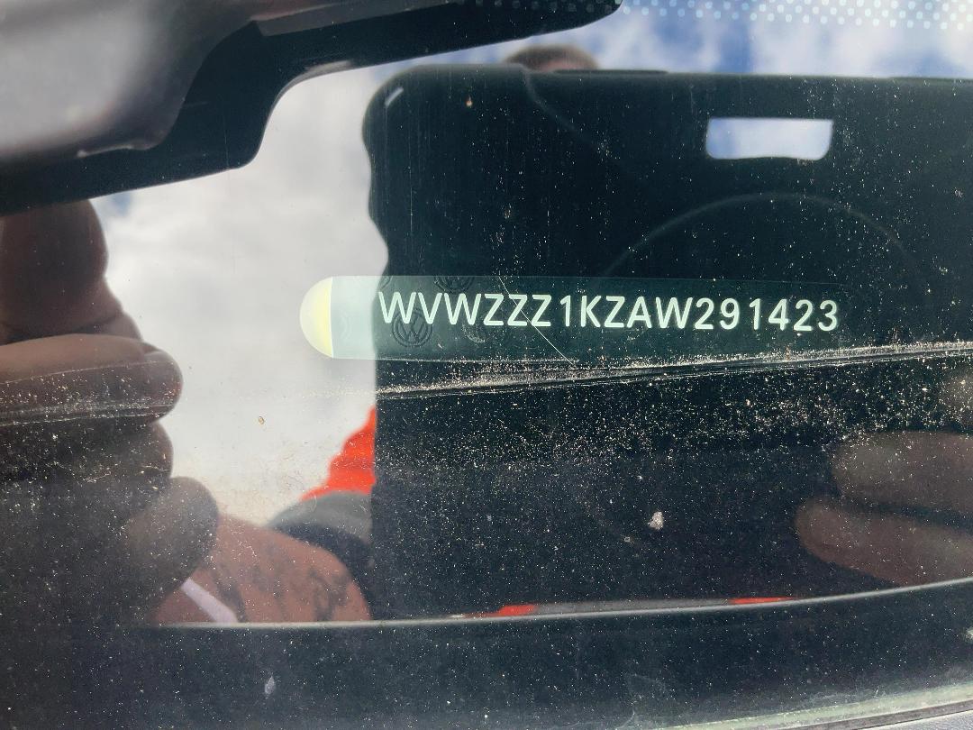 Photo '10' of Volkswagen Golf