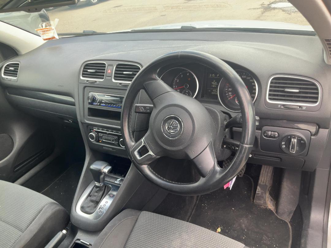 Photo '13' of Volkswagen Golf