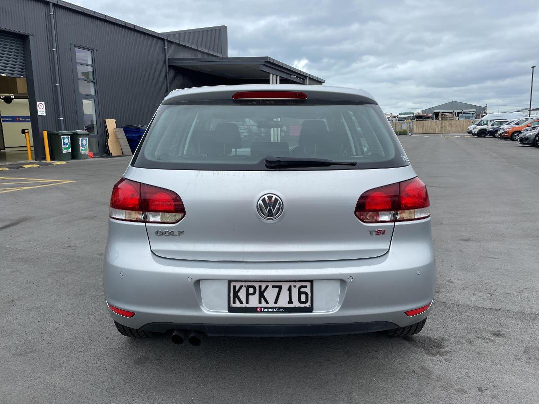 Photo '9' of Volkswagen Golf TSI