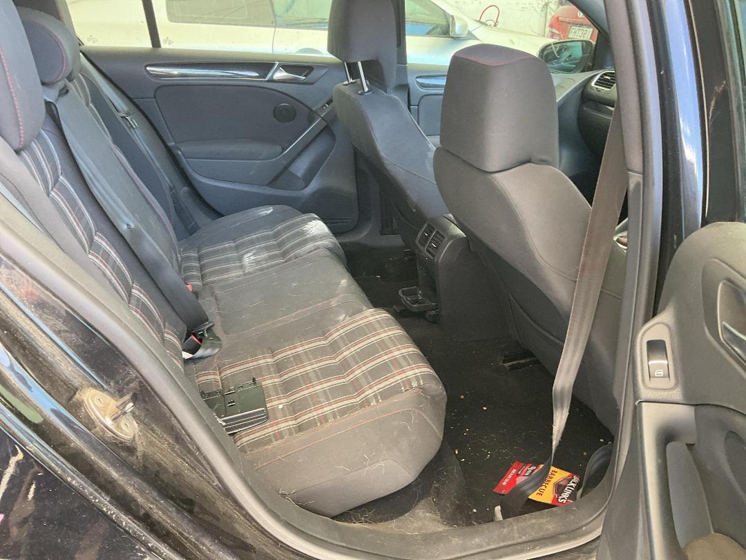 Photo '19' of Volkswagen Golf GTI 155KW