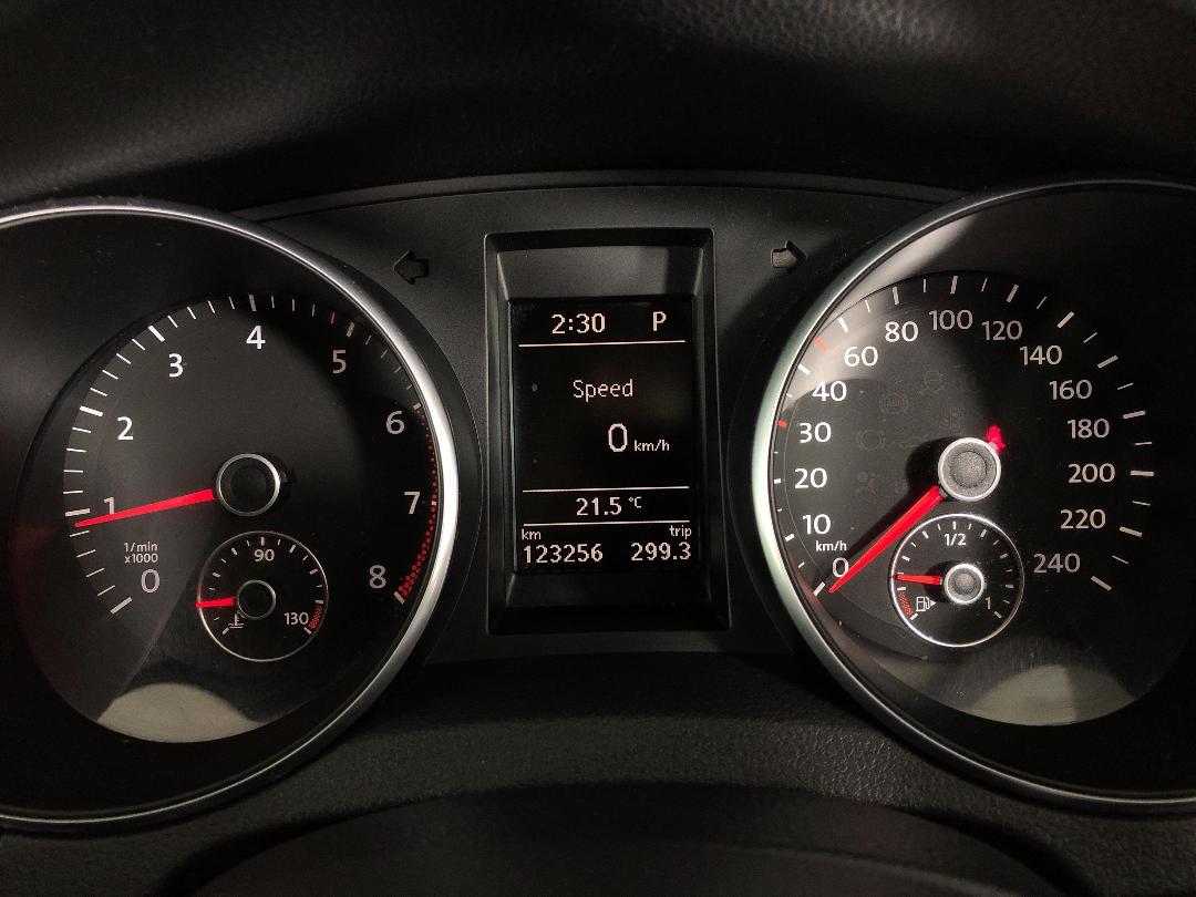 Photo '21' of Volkswagen Golf Photo '21' of Volkswagen Golf