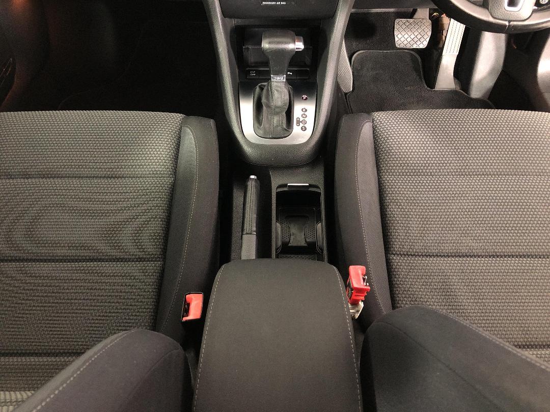 Photo '18' of Volkswagen Golf Photo '18' of Volkswagen Golf