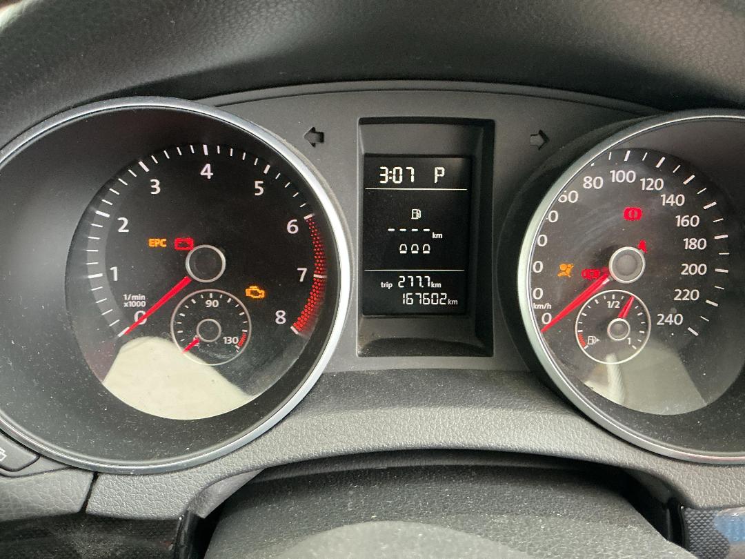 Photo '10' of Volkswagen Golf