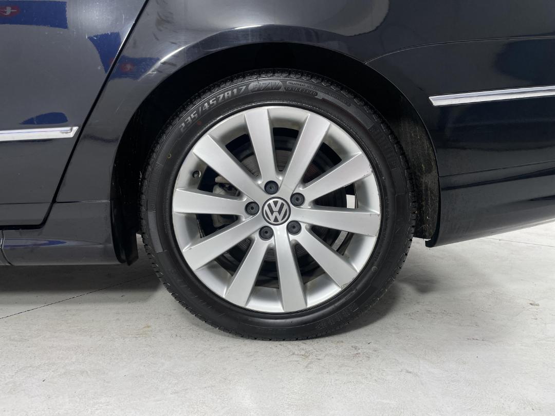 Photo '11' of Volkswagen Passat