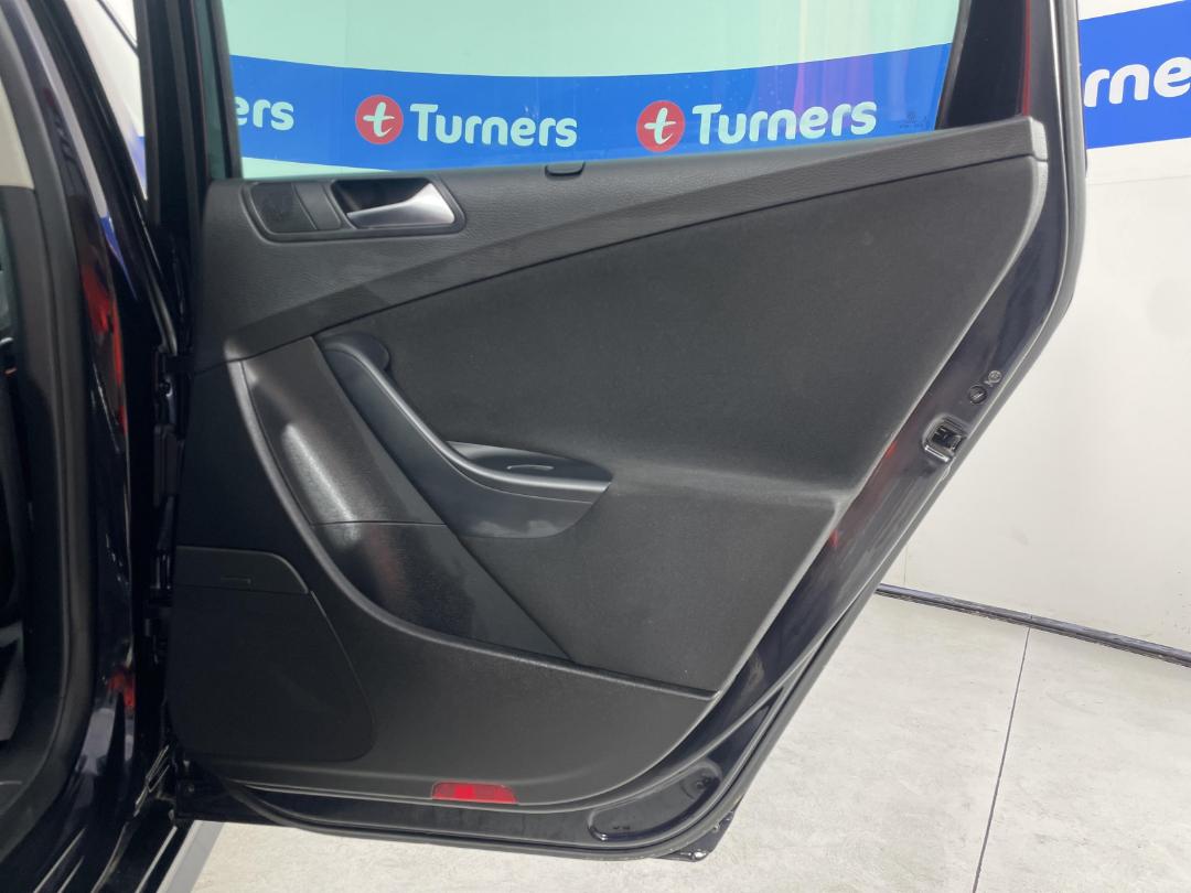 Photo '19' of Volkswagen Passat