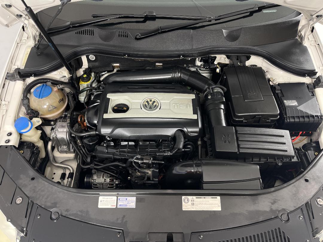 Photo '13' of Volkswagen Passat