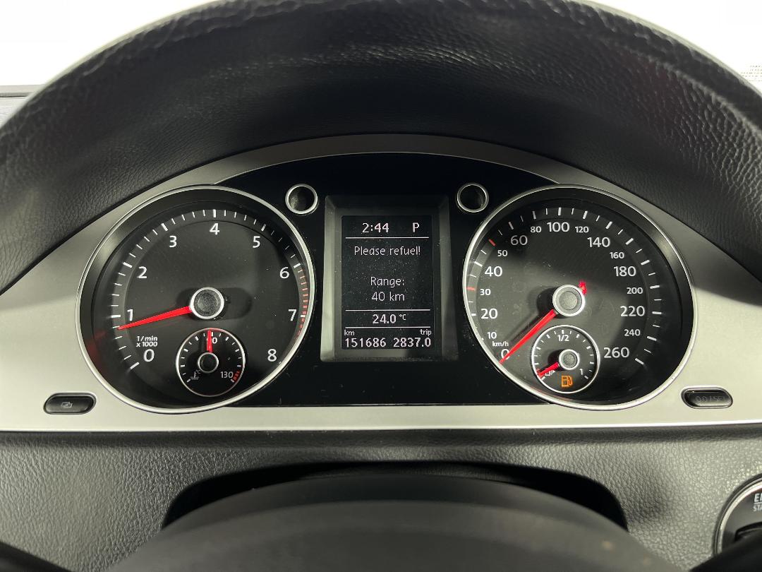 Photo '21' of Volkswagen Passat