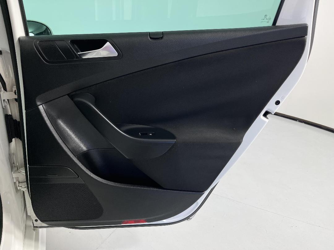 Photo '19' of Volkswagen Passat