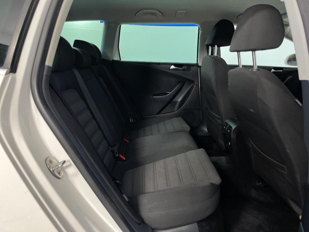 Photo '20' of Volkswagen Passat