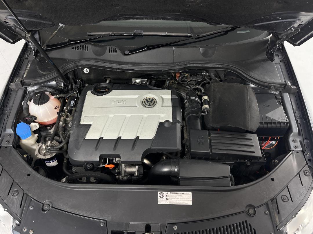 Photo '13' of Volkswagen Passat