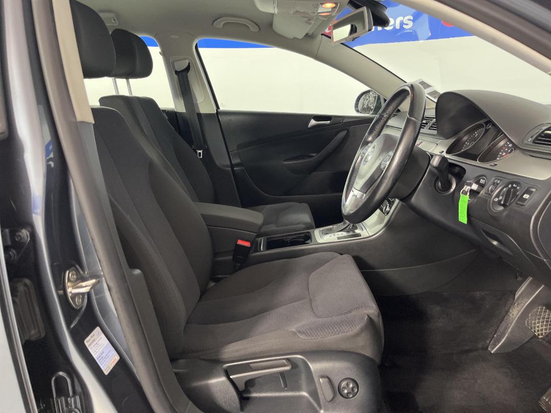 Photo '16' of Volkswagen Passat